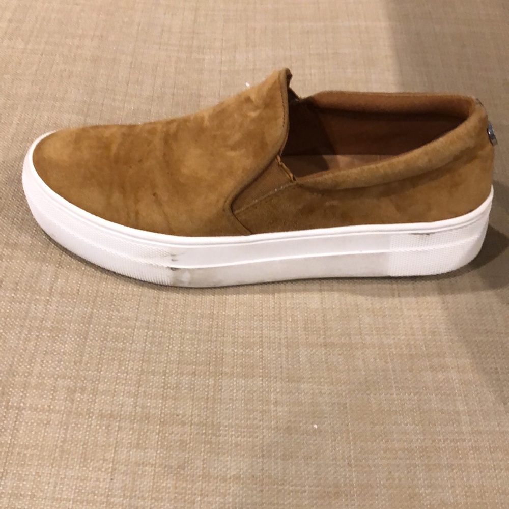 Steve Madden faux suede slip on sneakers - Picture 5 of 7